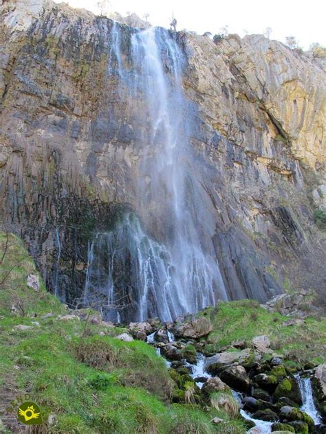 nacimiento rio anson|Cascada nacimiento del río Asón y el Valle de Soba